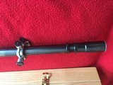 UNERTLTWENTY (20) POWER TARGET SCOPE, MOUNTS (NEAR MINT) AND NEW OAK STORAGE BOX - 3 of 7