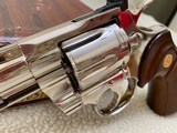 Colt Python .357 Magnum - 9 of 14