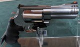 Smith&Wesson Model 500 - 2 of 6