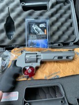 Smith & Wesson 686 Competitor Like new in Box With weights - 4 of 15