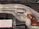Ruger New Vaquero 45 Colt revolver Stainless Steel High Gloss Stainless - 12 of 14
