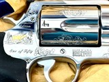 2005 NIB 5 ea Hand Engraved 1 of 50 S&W 500's Full Set all 5 may be the only complete set available. Authenticity letters, Display box's - 21 of 23