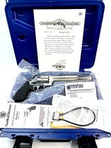 2005 NIB 5 ea Hand Engraved 1 of 50 S&W 500's Full Set all 5 may be the only complete set available. Authenticity letters, Display box's - 14 of 23