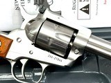 Ruger Convertible New Model Single Six Stainless 22LR 22 Mag - 4 of 7