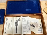 *Mint * Smith and Wesson 29-2 44 Mag Pinned and Recessed. 8-3/8