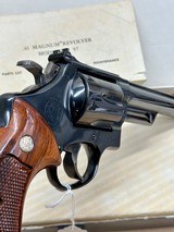 41 Mag Smith & Wesson Model 57 *Mint* with original box. Full Target Pkg 1977 - 11 of 13