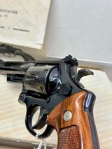 41 Mag Smith & Wesson Model 57 *Mint* with original box. Full Target Pkg 1977 - 9 of 13