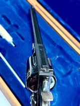 *Mint * Smith and Wesson 29-2 44 Mag Pinned and Recessed. 8-3/8