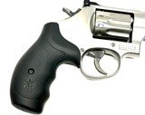 10 rd revolver Smith & Wesson Model 617-6 Barely used 22.LR Stainless Steel - 8 of 13