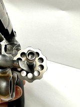 10 rd revolver Smith & Wesson Model 617-6 Barely used 22.LR Stainless Steel - 12 of 13