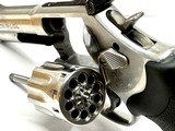 10 rd revolver Smith & Wesson Model 617-6 Barely used 22.LR Stainless Steel - 2 of 13