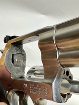10 rd revolver Smith & Wesson Model 617-6 Barely used 22.LR Stainless Steel - 13 of 13