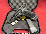 Fully Custom Glock G17 Gen 4 Defender - 3 of 10