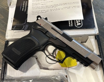 Bersa Thunder 9 Pro No longer available. 17rd New in the box Old Stock * No Credit Card Fees * - Image 3 of 3