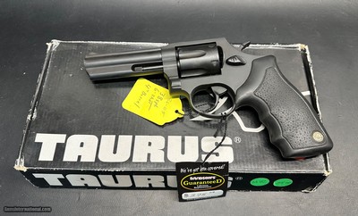 Taurus M82S 38 spl revolver Old Stock New in Box *No Credit Card Fees*