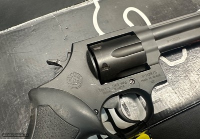 Taurus M82S 38 spl revolver Old Stock New in Box *No Credit Card Fees* - Image 4 of 4