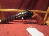 SMITH & WESSON MODEL 586 357 MAG W/BOX - 1 of 3