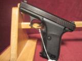HECTOR & KOCH MODEL P7 9MM CALIBER - 1 of 4