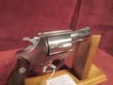SMITH & WESSON MODEL 60 BRIGHT STAINLESS - 7 of 10