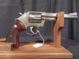 SMITH & WESSON MODEL 66-2 6