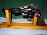 Smith & Wesson Model 28 (4 Screw) 357 Magnum - 4 of 24