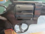 SMITH & WESSON
TARGET
44 SPECIAL
1950
Fourth Model - 14 of 17