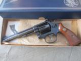 SMITH & WESSON MODEL 17-4 LIKE NEW IN BOX - 15 of 16