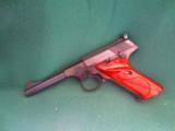COLT WOODSMAN SPORT MODEL - 21 of 25