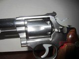 SMITH & WESSON MODEL 67 STAINLESS STEEL 38 SPECIAL - 2 of 6
