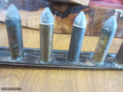 .56 CALIBER BILLINGHURST REQUA BATTERY LOADED IN PIANO-HINGED WITH 24 CARTRIDGES - Image 10 of 10