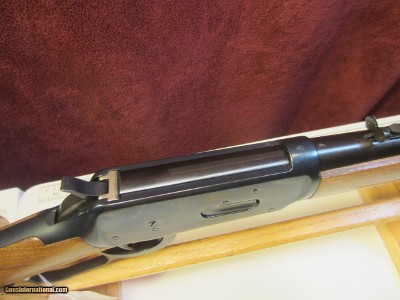 WINCHESTER MODEL 94 CALIBER 30-30 POST 64 LIKE NEW NO BOX OR PAPERS - Image 3 of 12