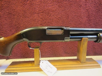 WINCHESTER MODEL 25 12GA PUMP SHOTGUN