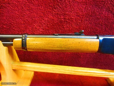 WINCHESTER MDDEL 9422 WINCHESTER 22 MAG LIKE NEW - Image 5 of 13