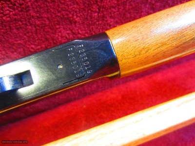 WINCHESTER MDDEL 9422 WINCHESTER 22 MAG LIKE NEW - Image 9 of 13