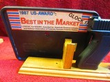 GLOCK MODEL 17
2
GENERATION CALIBER 9MM
MADE IN AUSTRIA - 4 of 11