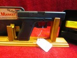 GLOCK MODEL 17
2
GENERATION CALIBER 9MM
MADE IN AUSTRIA - 2 of 11