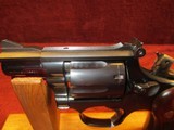 SMITH & WESSON MODEL 15-4 CALIBER 38 SPECIAL CONDTION MINT LOOKS UNUSED - 7 of 10