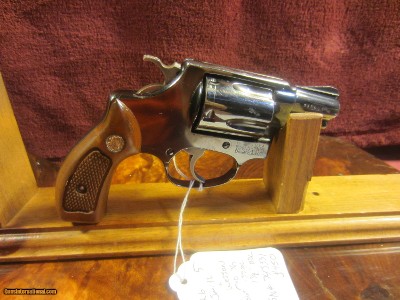 SMITH & WESSON MODEL 36 NO DASH CALIBER 38 SPECIAL - Image 6 of 9