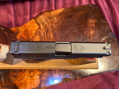 SPRINGFIELD XD-40 CAL.40 S&W - Image 8 of 10