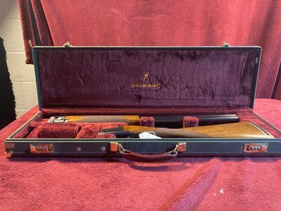 BROWNING SUPERPOSED SUPER LIGHT12GAMADE IN 1973 - Image 19 of 21