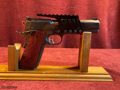 Kimber .45 Gold Match ll 1911 - Image 8 of 14