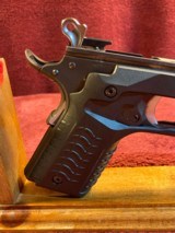Colt 1911 Government - 7 of 15