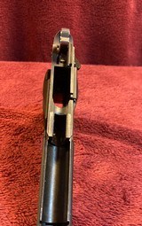 Colt 1911 Government - 11 of 15