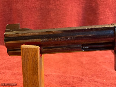 Smith & Wesson Model 586-8 .38/357 6