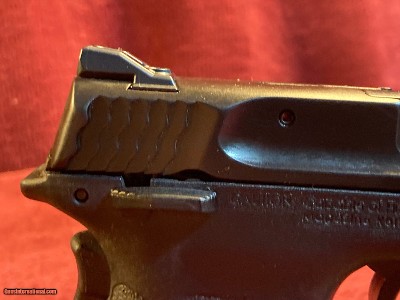 M&P shield EZ 380, 4 Mags, Original Packaging. As New - Image 8 of 16
