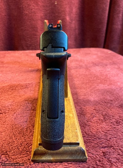 M&P shield EZ 380, 4 Mags, Original Packaging. As New - Image 14 of 16