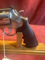 SMITH & WESSON MODEL 629 - 2 of 16
