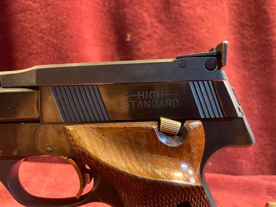 High Standard Victor made in Hamden Conn - Image 2 of 12