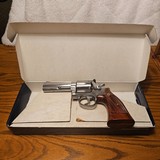 Smith & Wesson686-3 caliber 357 mag - 15 of 15