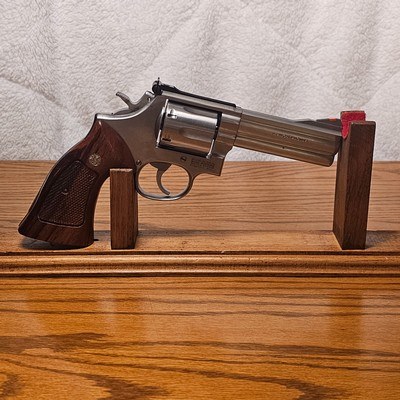 Smith & Wesson686-3 caliber 357 mag